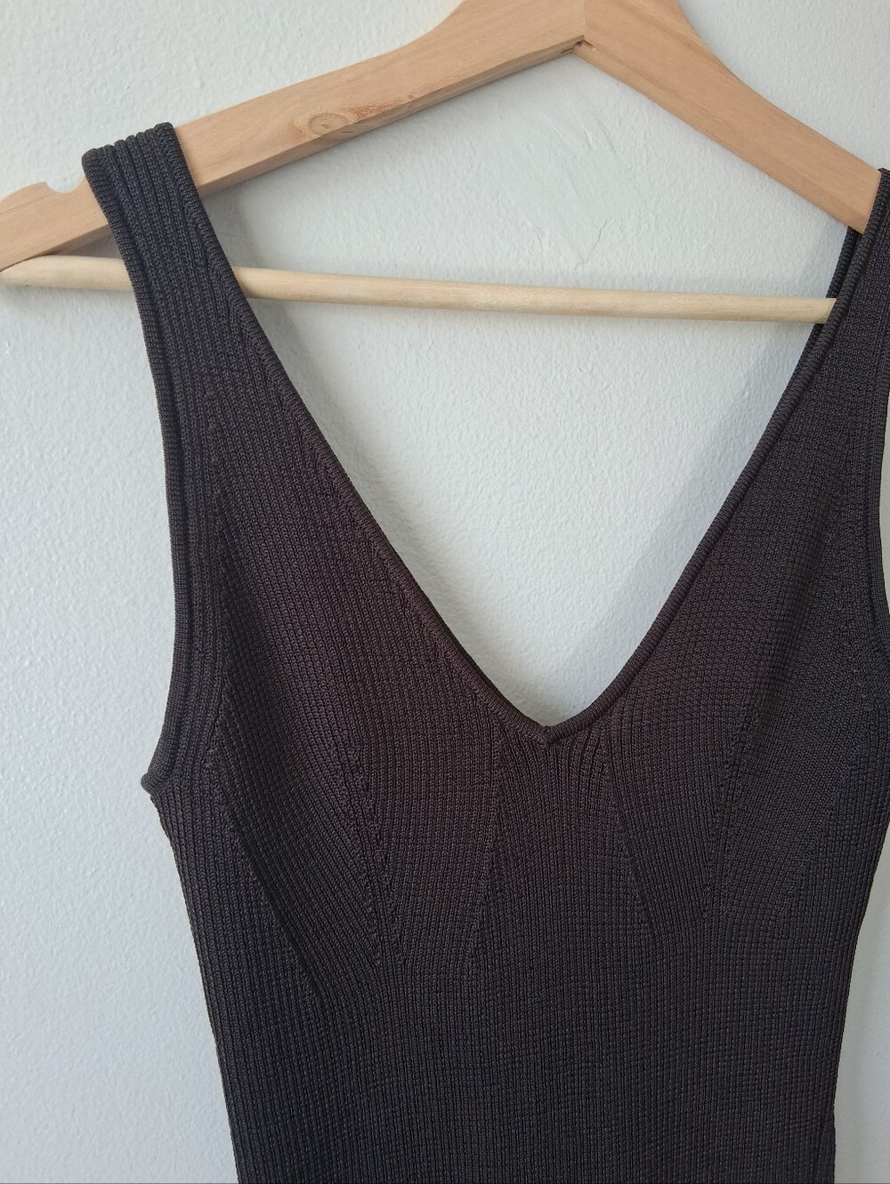 H&M Brown Ribbed Dress With Buttons - Picture 3 of 8